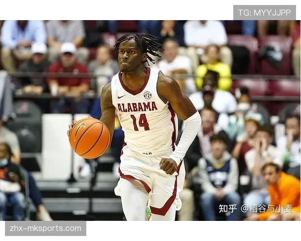 李梦助攻失误比2.58冠绝联盟 锋线球员展现组织才华