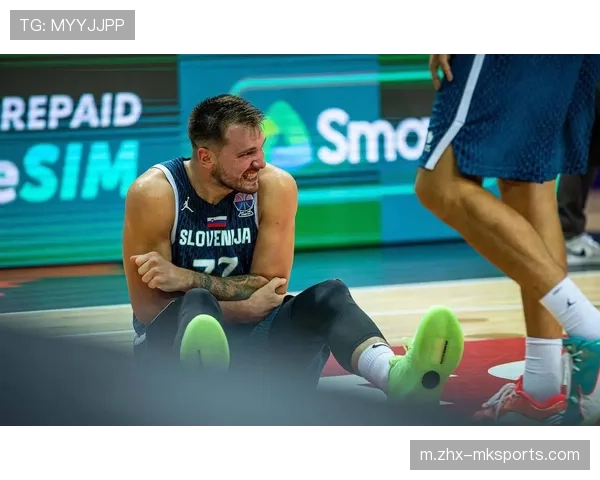 马刺击败湖人比赛中东契奇被打脸未吹，裁判判罚再遭质疑